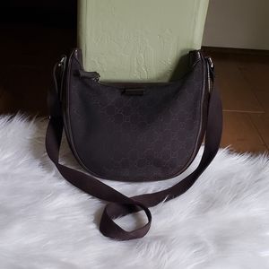 🦋🌺OFFER ❓❓❓🌺🦋 GUCCI Shoulder or crossbody bag